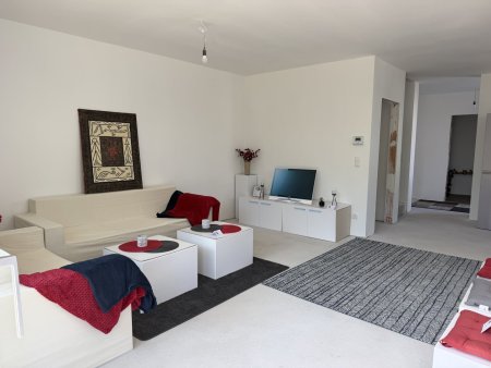 Topmoderne Doppelhaushälfte Haus 4, belagsfertig, hochwertige Ausstattung mit Vaillant Wärmepumpe, Internorm Fenster, gelegen am Ende einer Sackgasse