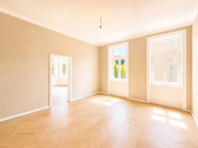 Generalsanierte Designerwohnung mit Erker & Fernblick | 77,66 m² | 1. OG | 1190 Döbling | - Titelbild