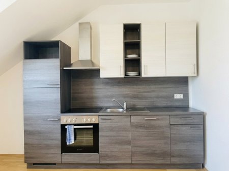 KLIMATISIERTE DACHGESCHOSSWOHNUNG - 85,07 m² ZUM WOHLFÜHLEN IN LINZ URFAHR