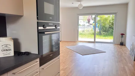 Schlüsselfertiges Niedrigenergie-Reihenhaus mit Keller und optional mit Garagenplatz – jetzt € 1.500,- Möbelgutschein sichern!