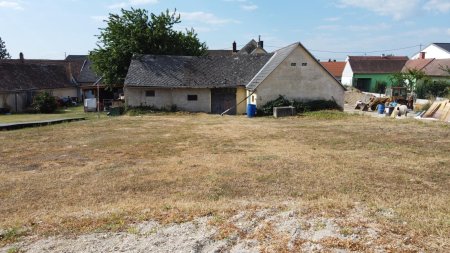 Mein Garten, mein Reich - 401m² in 2213 Bockfließ mieten um 690 €!