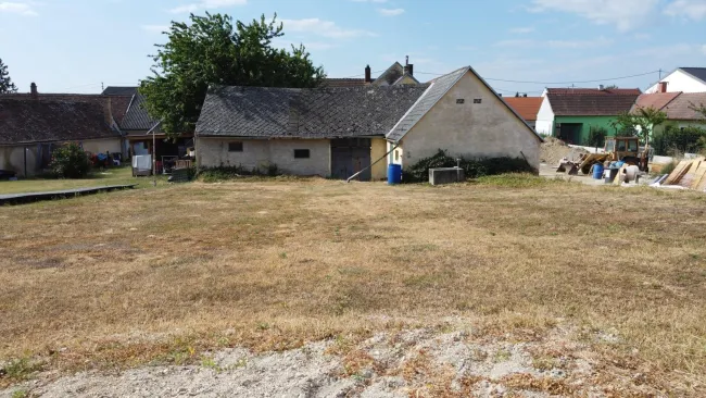 Mein Garten, mein Reich - 401m² in 2213 Bockfließ mieten um 690 €! - Titelbild
