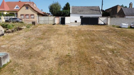 Mein Garten, mein Reich - 401m² in 2213 Bockfließ mieten um 690 €!