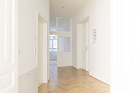 Frisch sanierte Altbauwohnung mit Charme im Herzen von Mariahilf