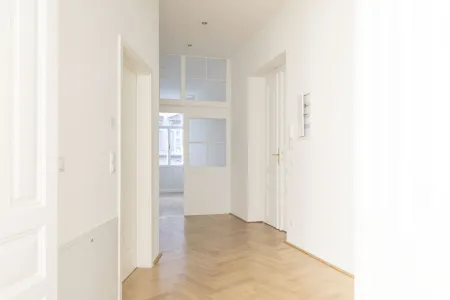Frisch sanierte Altbauwohnung mit Charme im Herzen von Mariahilf