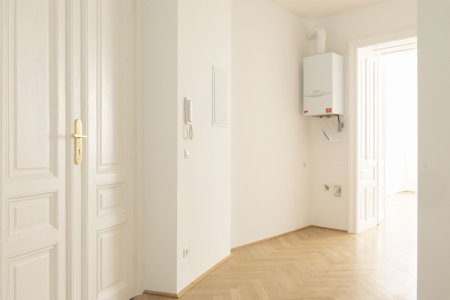 Charmanter Altbau in begehrter Mariahilfer Lage – frisch sanierte Wohnung mit durchdachtem Grundriss
