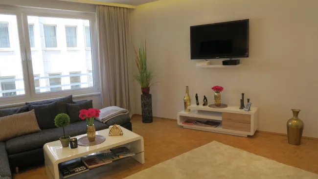 Stilvoll möblierte Wohnung Nähe Stephansplatz - Bild