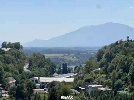 Ausblick zur Drau