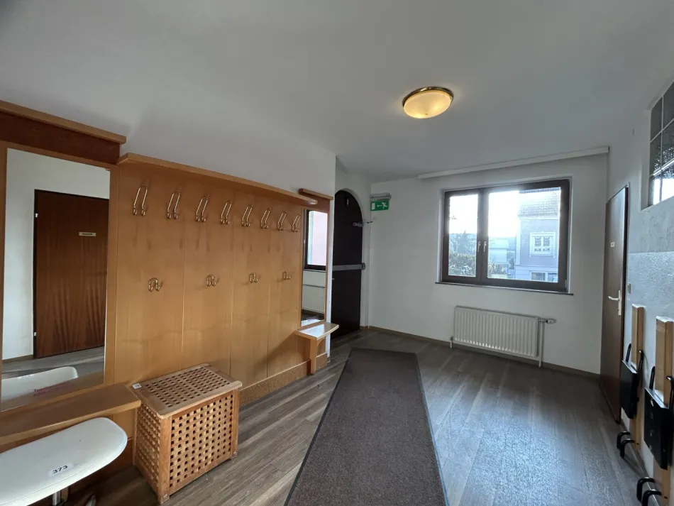 +Arztpraxis oder Büro in zentraler Lage von Oberpullendorf zu vermieten!+ - Bild
