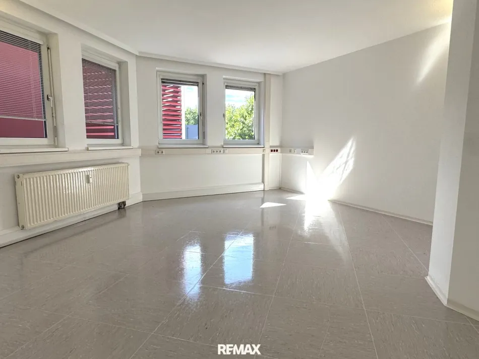 Büro - KI Visualisierung