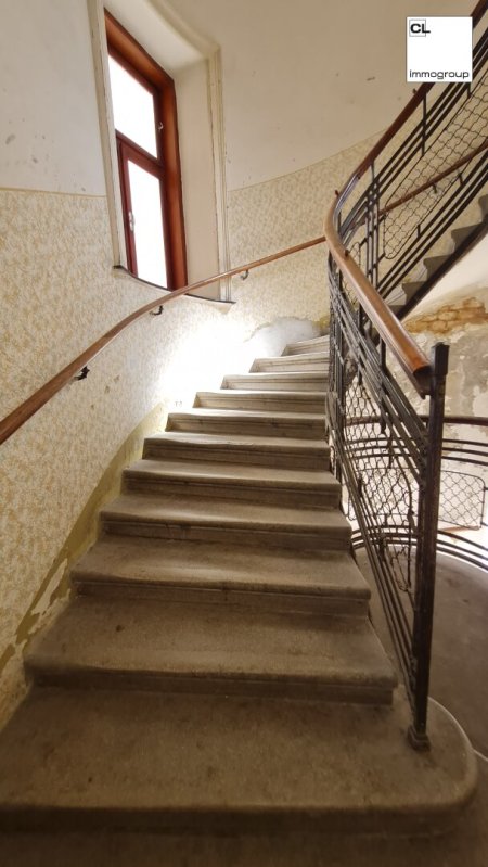 Gründerzeithaus / Eckzinshaus in hervorragender Lage in 1050 Wien