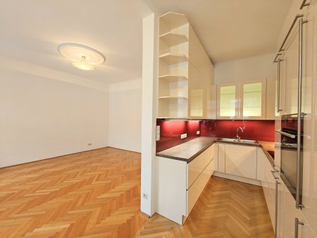 Nähe Währinger Park: Herrliche Wohnlage + Top Zustand + 8 Min. zur U6 + Charmante Details + Ruhige Seitengasse + Sonnige Ost-West-Ausrichtung