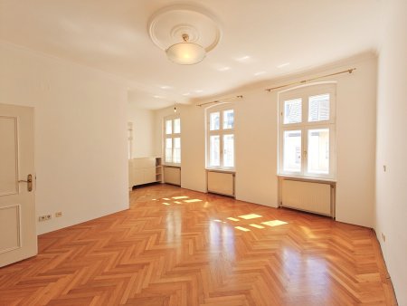 Nähe Währinger Park: Herrliche Wohnlage + Top Zustand + 8 Min. zur U6 + Charmante Details + Ruhige Seitengasse + Sonnige Ost-West-Ausrichtung