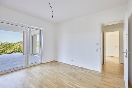 Exklusive 3-Zimmer Wohnung mit Wohnbaupreis und 192 m² Eigengarten