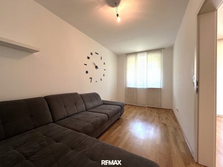 ***Moderne Gartenwohnung mit Terrasse und Eigengarten in beliebter Wohnlage von Leoben***