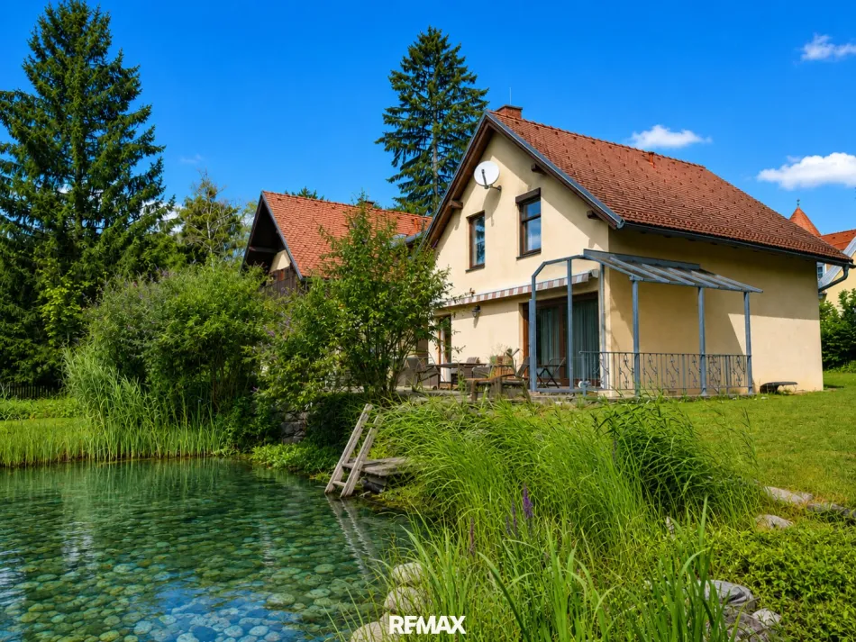 Einfamilienhaus mit großzügigem Platzangebot auf Gartengrundstück mit Schwimmteich - Bild