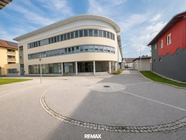 Vielseitige Immobilie in Mürzzuschlags Zentrum – Ordination, Investment oder Wohnraum - Titelbild