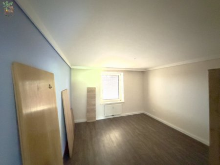 Schöne Wohnung mit Garten in ruhiger Siedlung