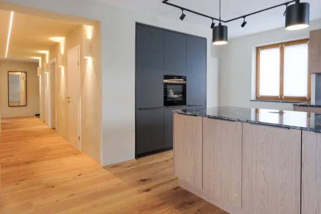 "Attraktiver Preis" Sanierte Gartenwohnung, ca. 130 m² Wohnfläche Garage & Pelletsheizung! - Titelbild