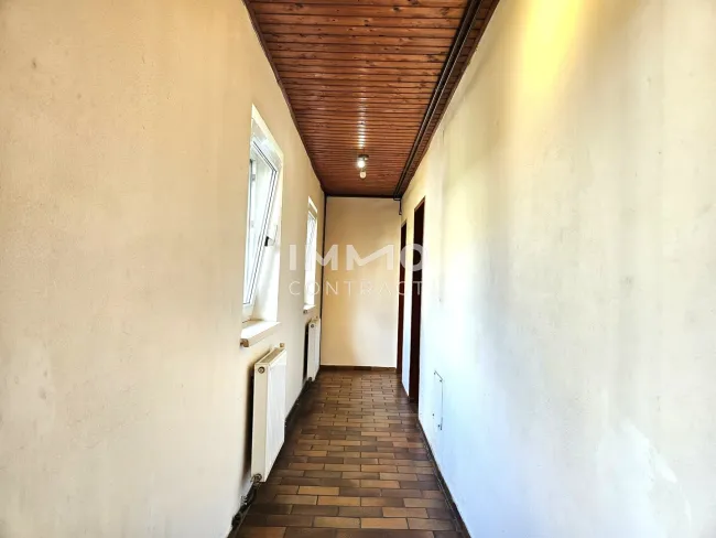 Vorraum zu den Toiletten 2