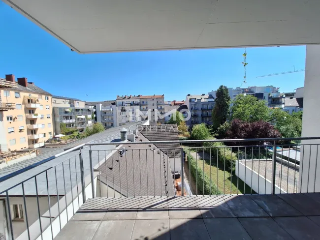 Ideale 2- Zimmer Wohnung mit großem Balkon - Bismarckstraße 16 - Top 11 - Titelbild