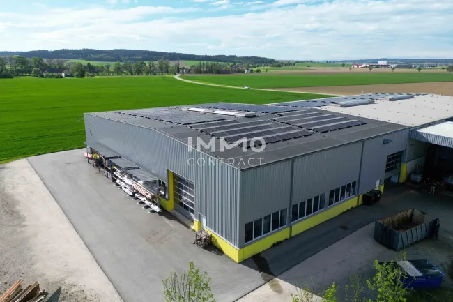 Ideale Lagerhalle mit Top-Verkehrsanbindung - Titelbild