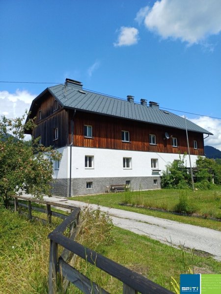 Kurstadt Bad Aussee, sanierungsbedürftige, helle 4 Zimmer Wohnung nähe Bahnhof