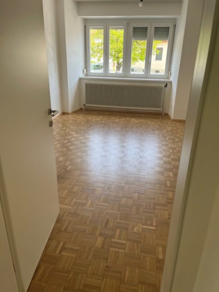 +Schöne Eigentumswohnung mit 2 Zimmern, in zentraler Ruhelage, direkt in Kirchschlag!+