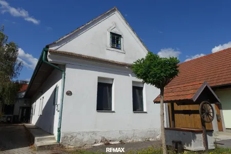 Vom Dornröschenschlaf zum Wohnjuwel – Burgenländischer Streckhof mit großem Potenzial