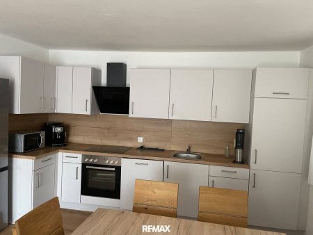 3-Zimmer Wohnung mit Terrasse nahe Dorfplatz