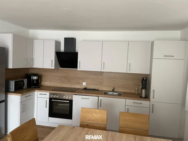 3-Zimmer Wohnung mit Terrasse nahe Dorfplatz - Titelbild