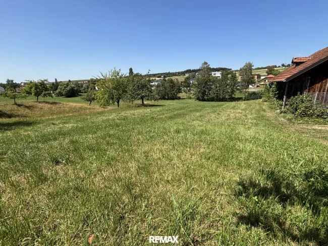 ***OPEN HOUSE Freitag, 28. August 2026 von 13 - 16 Uhr*** Gepflegtes Sacherl mit großzügigem Grundstück in ruhiger Lage - Bild