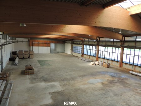 Lagerhalle/Produktionshalle mit ca. 1.117m² in Schardenberg zu mieten