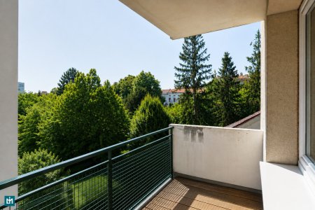 Balkon (O)