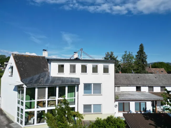 +++Charmantes Mehrfamilienhaus mit weitläufigem Naturgarten und vielseitigen Nutzungsmöglichkeiten!+++ - Titelbild