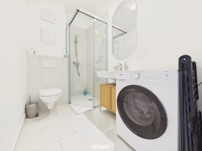 Bad + WC