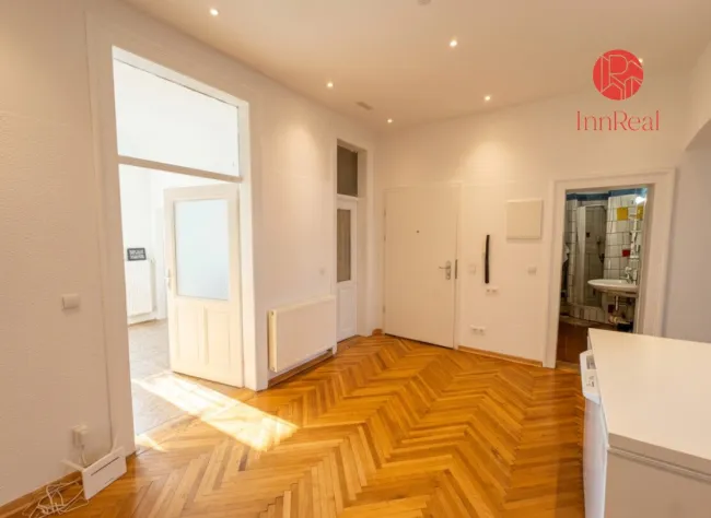 Sanierter Altbau in Mitten von Innsbruck - Titelbild