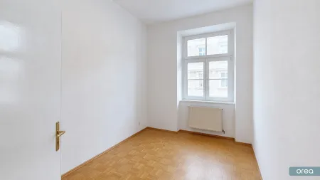orea | Altbauwohnung mit Entwicklungspotenzial in begehrter Währinger Lage