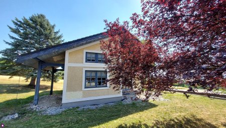 Extravagantes Familienidyll auf großzügigem Grundstück