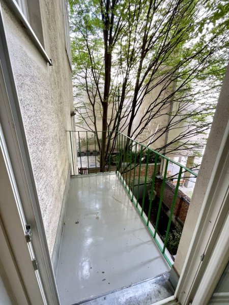 NÄHE U6 ALSER STRASSE - CHARMANTE, SONNIGE ALTBAUWOHNUNG MIT MINIBALKON - 3 ER WG GEEIGNET
