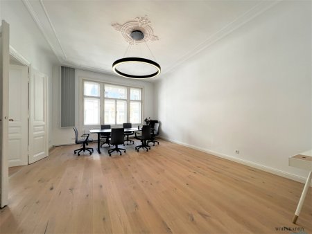 STILVOLLES ALTBAUBÜRO | 3 BÜRORÄUME | TOP-ZUSTAND | PARKETT | BALKON