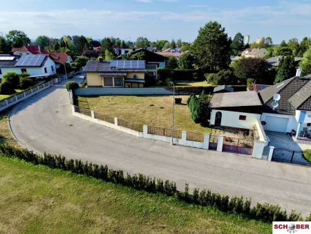 Pottendorf - sonniges Grundstück als Investment oder für Ihr Eigenheim