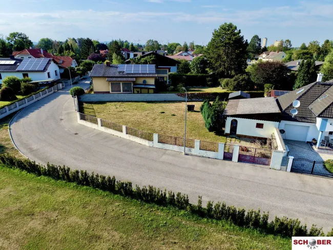 Pottendorf - sonniges Grundstück als Investment oder für Ihr Eigenheim - Bild