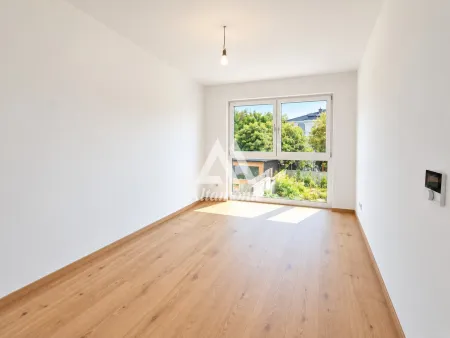 Zimmer 1 schlüsselfertig