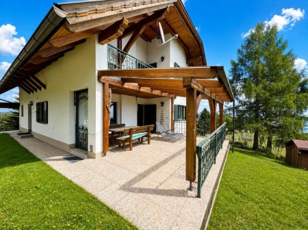Preisreduktion -SKI IN/OUT - TRAUMLAGE ! 90 m2 FERIENWOHNUNG !! Zweitwohnsitz!! Apartments direkt an der Skipiste – Hochrindl