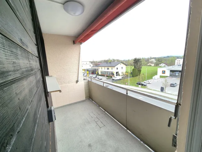 Schöne 3-Zimmer Wohnung mit Süd-West Loggia - Titelbild