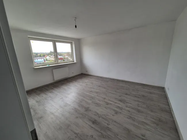 Schöne 3-Zimmer Wohnung mit Süd-West Loggia - Bild