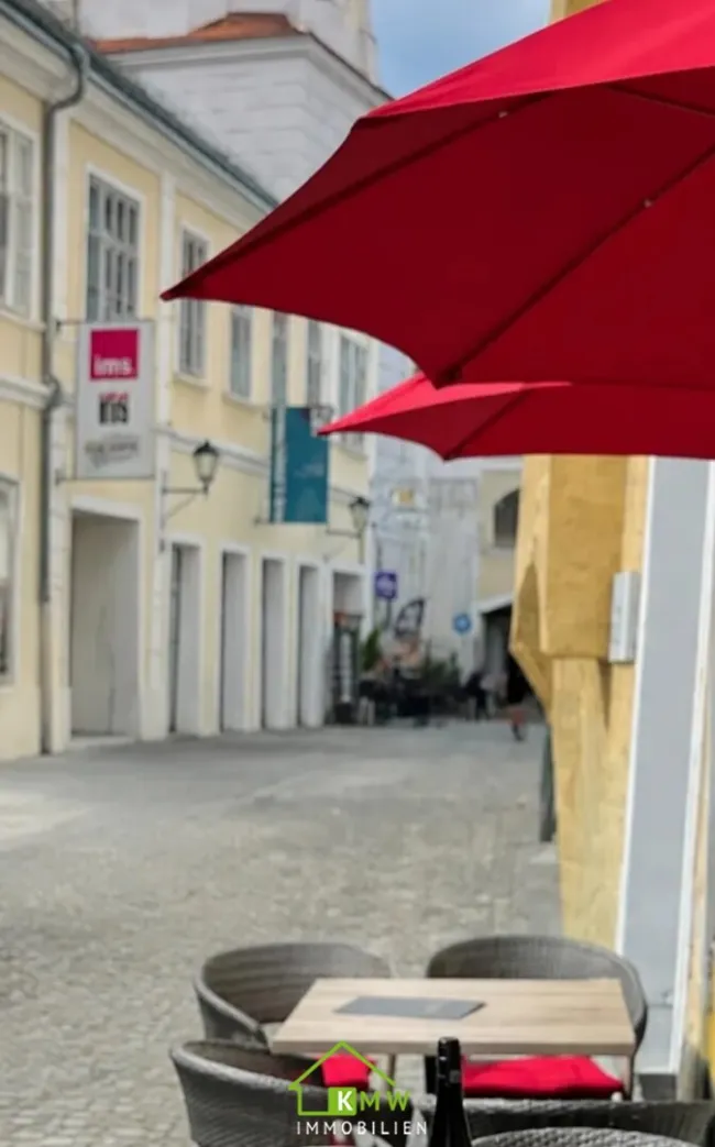 Steiner Tor: renoviertes ca.125m² Gastronomie-/Geschäftslokal - Bild