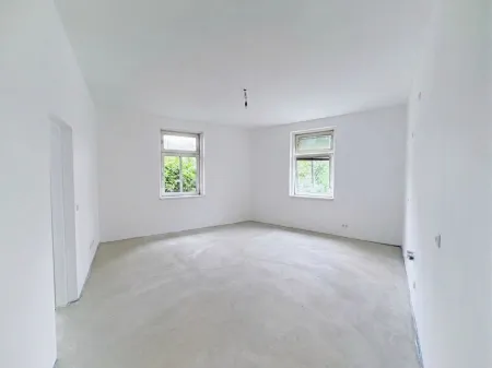 Moderne 2-Zimmer Erstbezugswohnung im Altbauwohnhaus nähe Matzner Park!