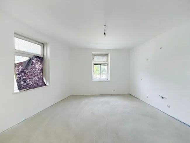 Moderne 2-Zimmer Erstbezugswohnung im Altbauwohnhaus nähe Matzner Park! - Bild